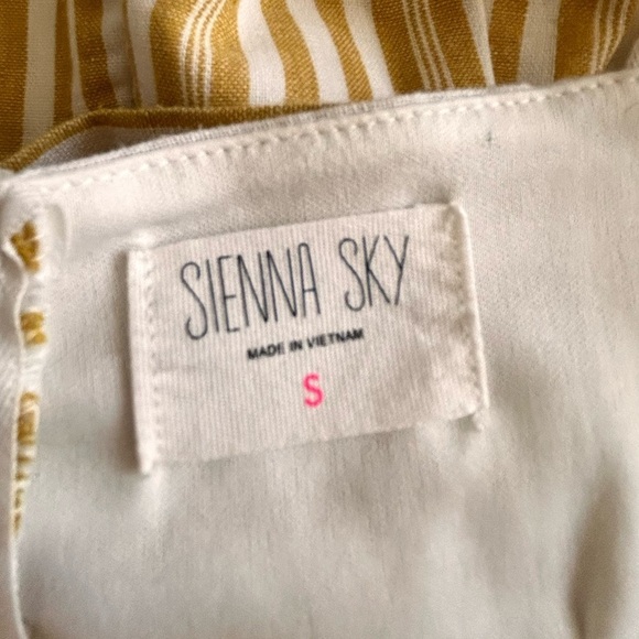 💖5 for $50💖SIENNA SKY Jumper spaghetti straps striped yellow and white Lined - Picture 11 of 12